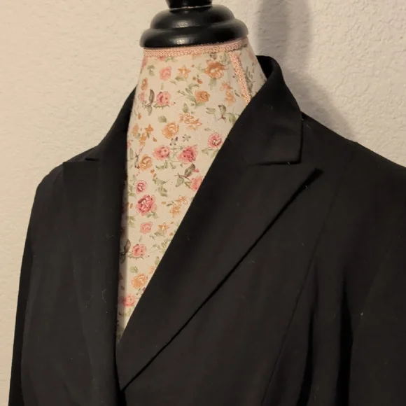 Classic Black Women's Blazer; Double Button With Mini Pockets - Picture 3 of 4